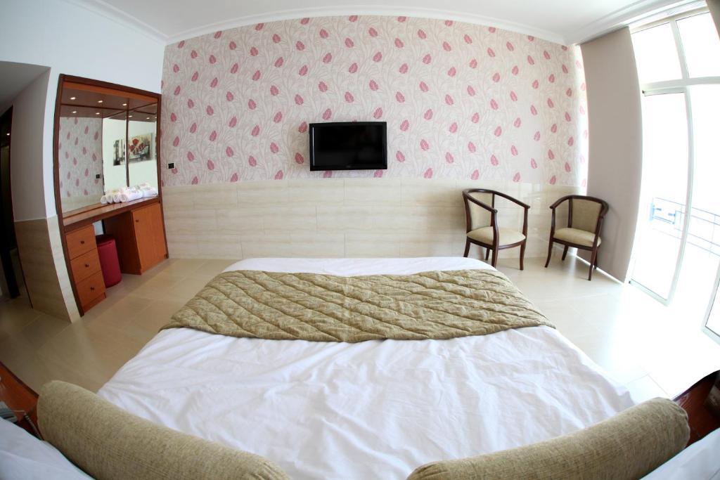 Sawary Beach Hotel Батрун Номер фото