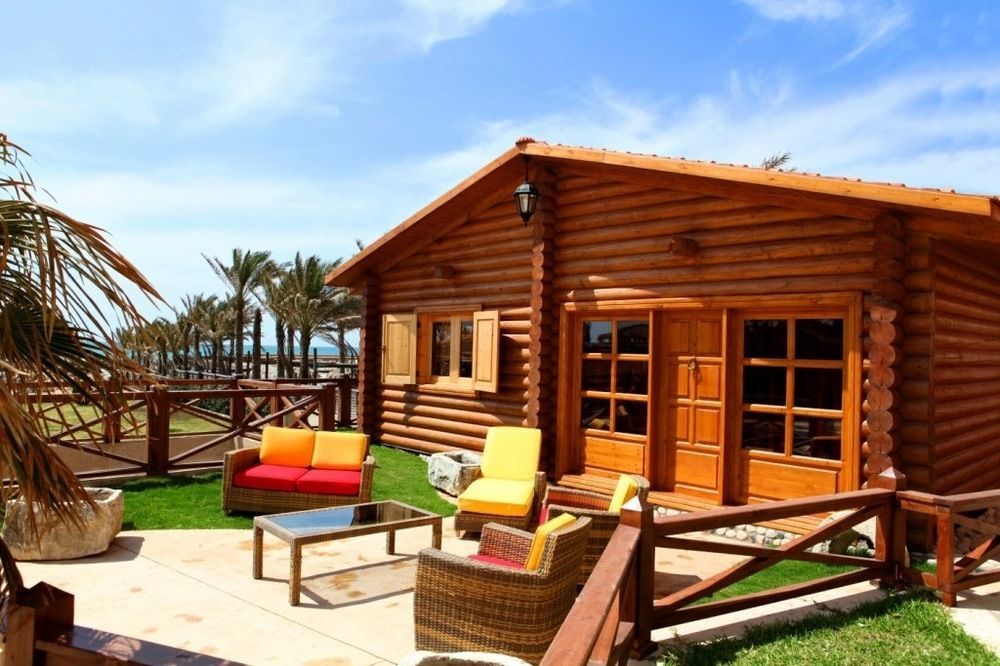 Sawary Beach Hotel Батрун Екстер'єр фото