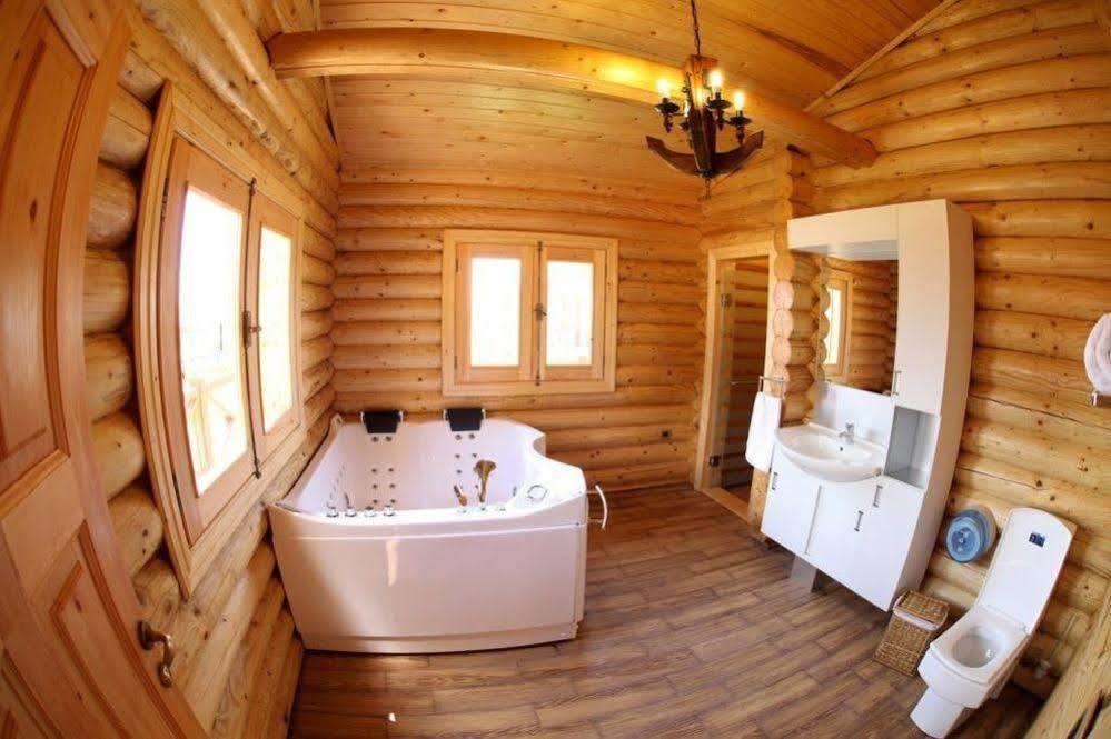 Sawary Beach Hotel Батрун Екстер'єр фото